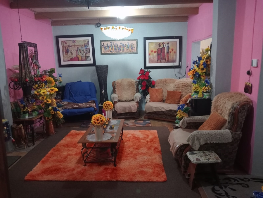 3 Bedroom Property for Sale in Uniondale Western Cape